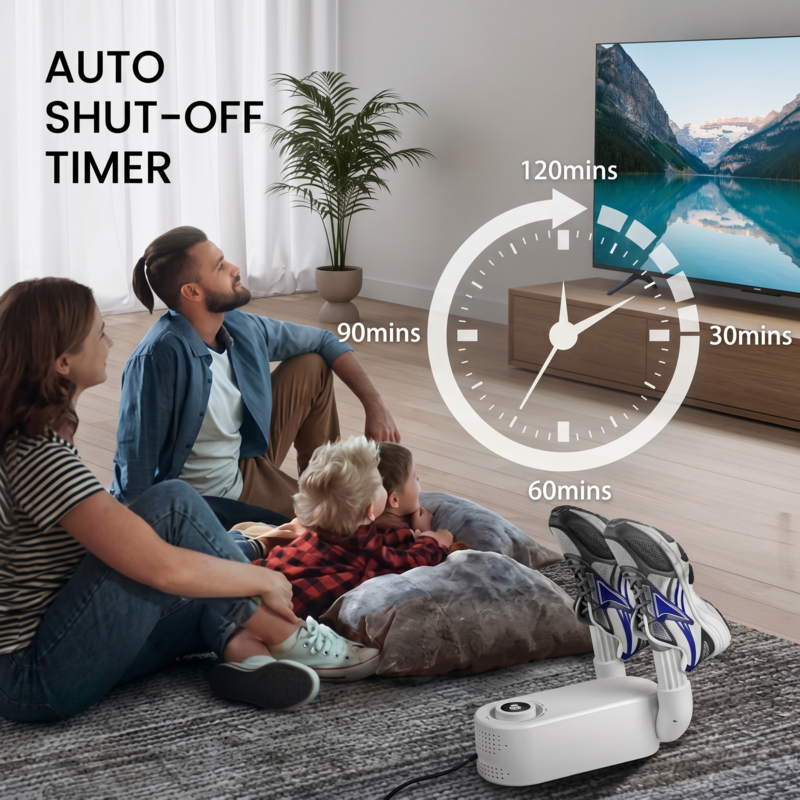 Eine Familie entspannt sich in ihrem Wohnzimmer, während im Vordergrund der Alphinea Schuhtrockner Turnschuhe sicher trocknet und dabei die praktische automatische Abschaltfunktion hervorhebt.